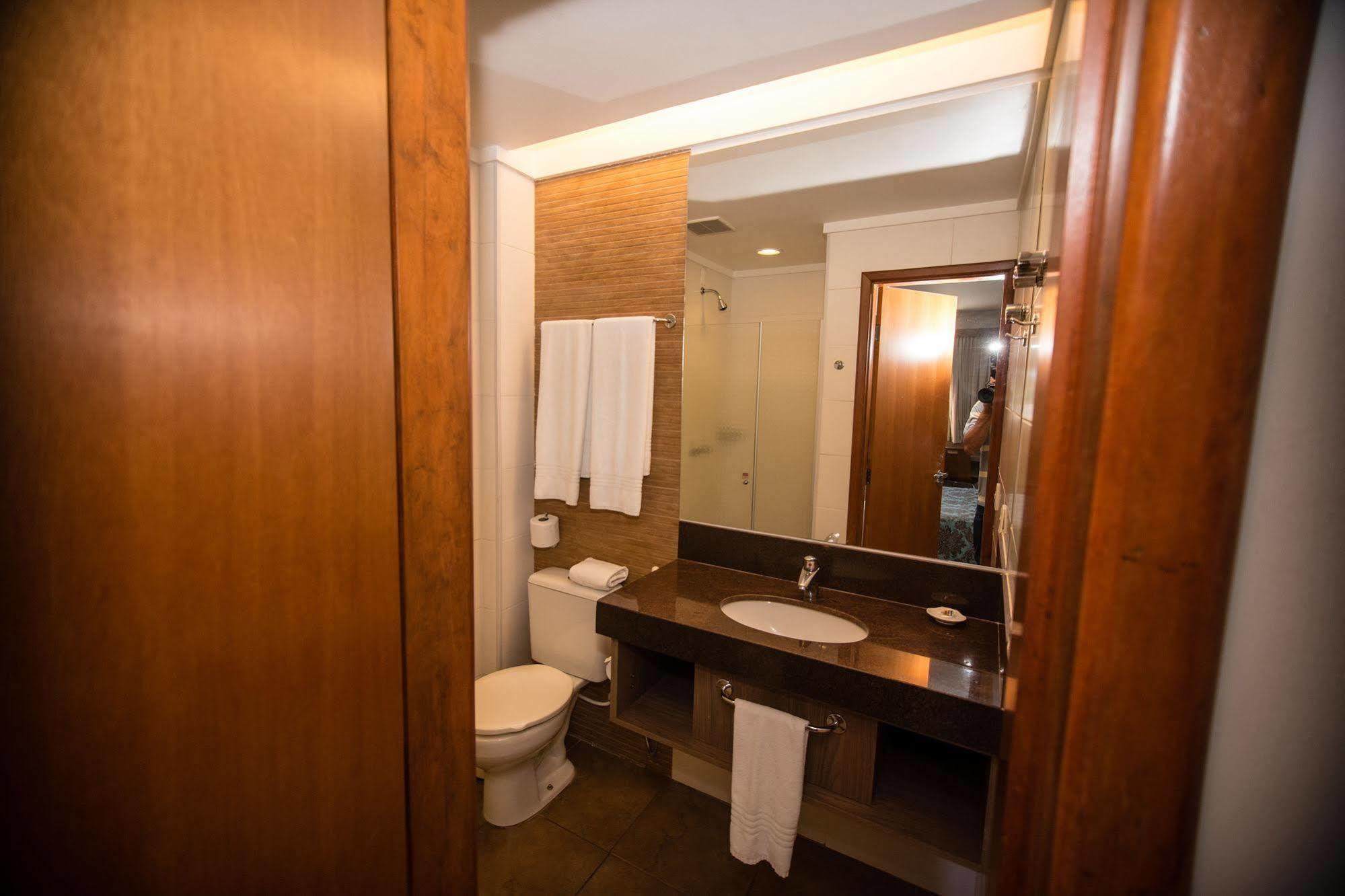 Orion Hotel Itumbiara Exterior photo